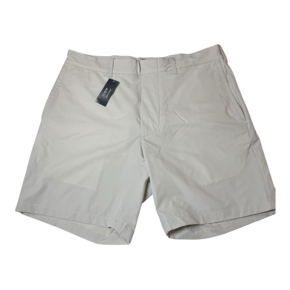 J.Crew Tech Shorts Men’s Size 31 7” Inseam Khaki Beige NWT